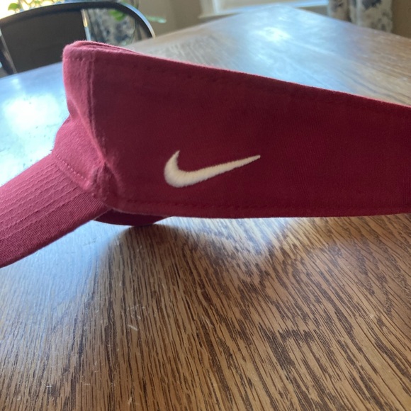 Nike Alabama Red Adjustable Visor - Picture 3 of 5